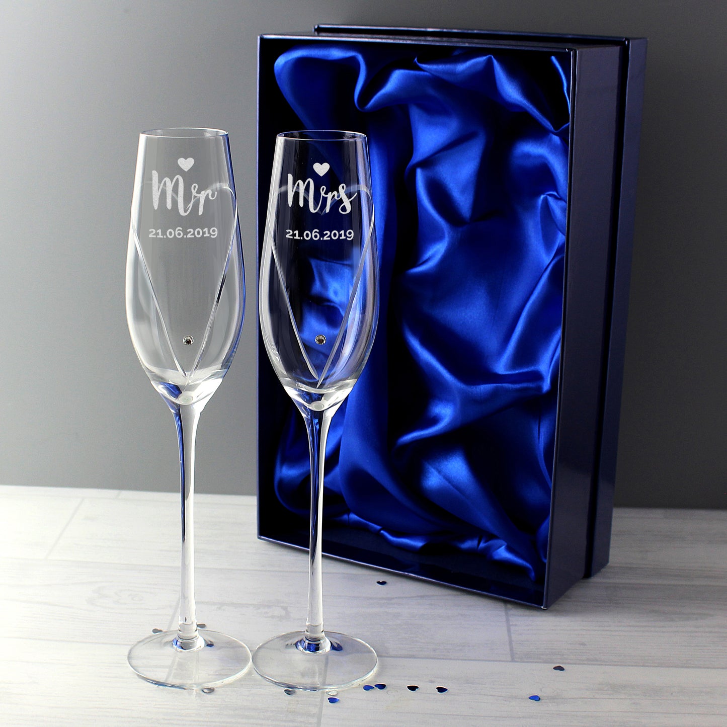 Personalised Hand Cut Mr & Mrs Pair of Flutes in Gift Box