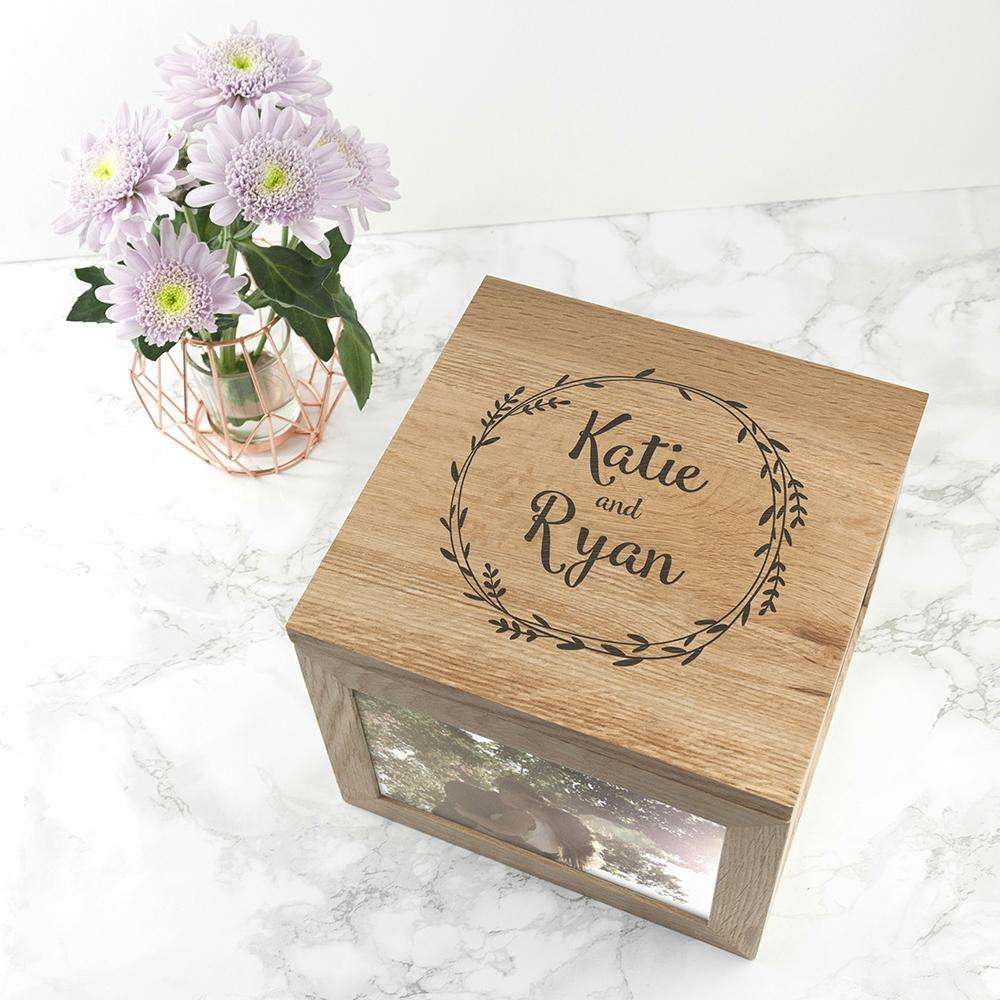 Couple's Oak Photo Keepsake Box With Wreath Design Box Treat