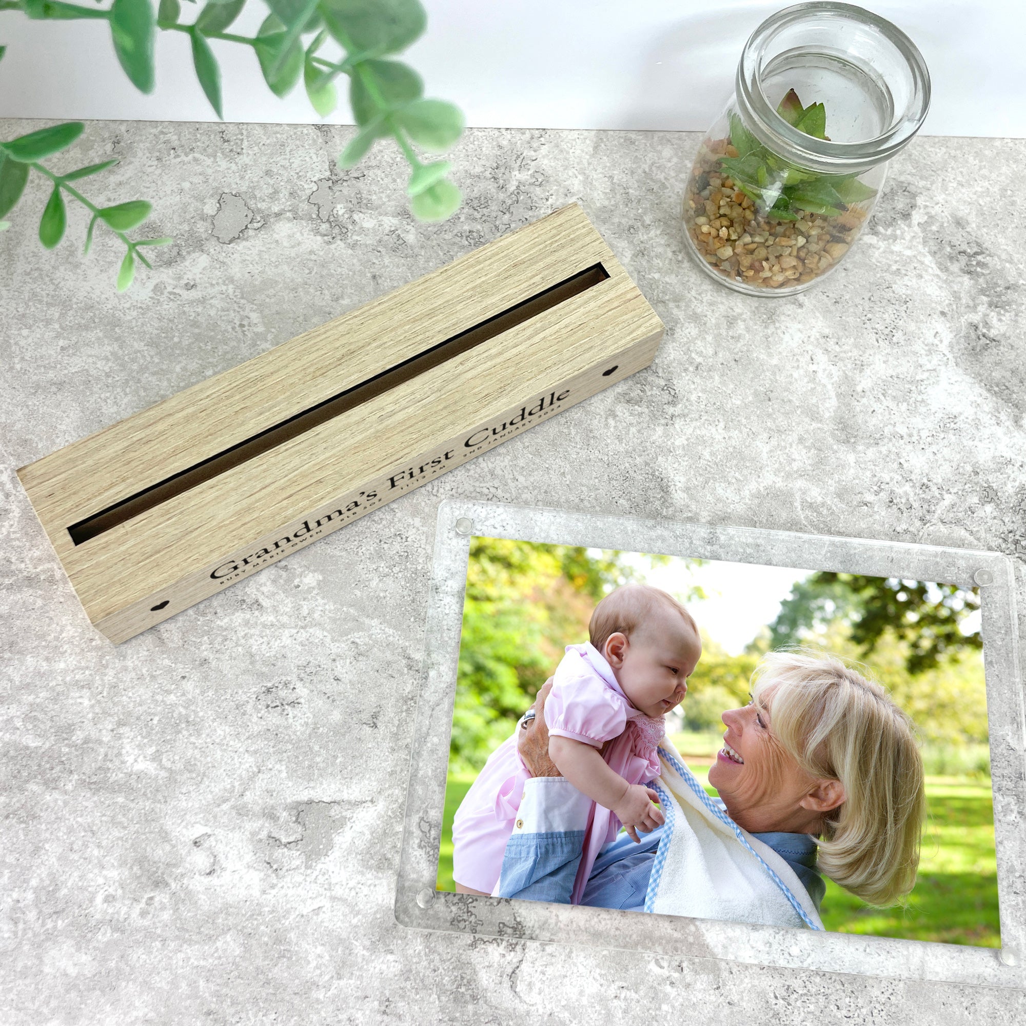 Personalised First Cuddle Wooden Base 6x4