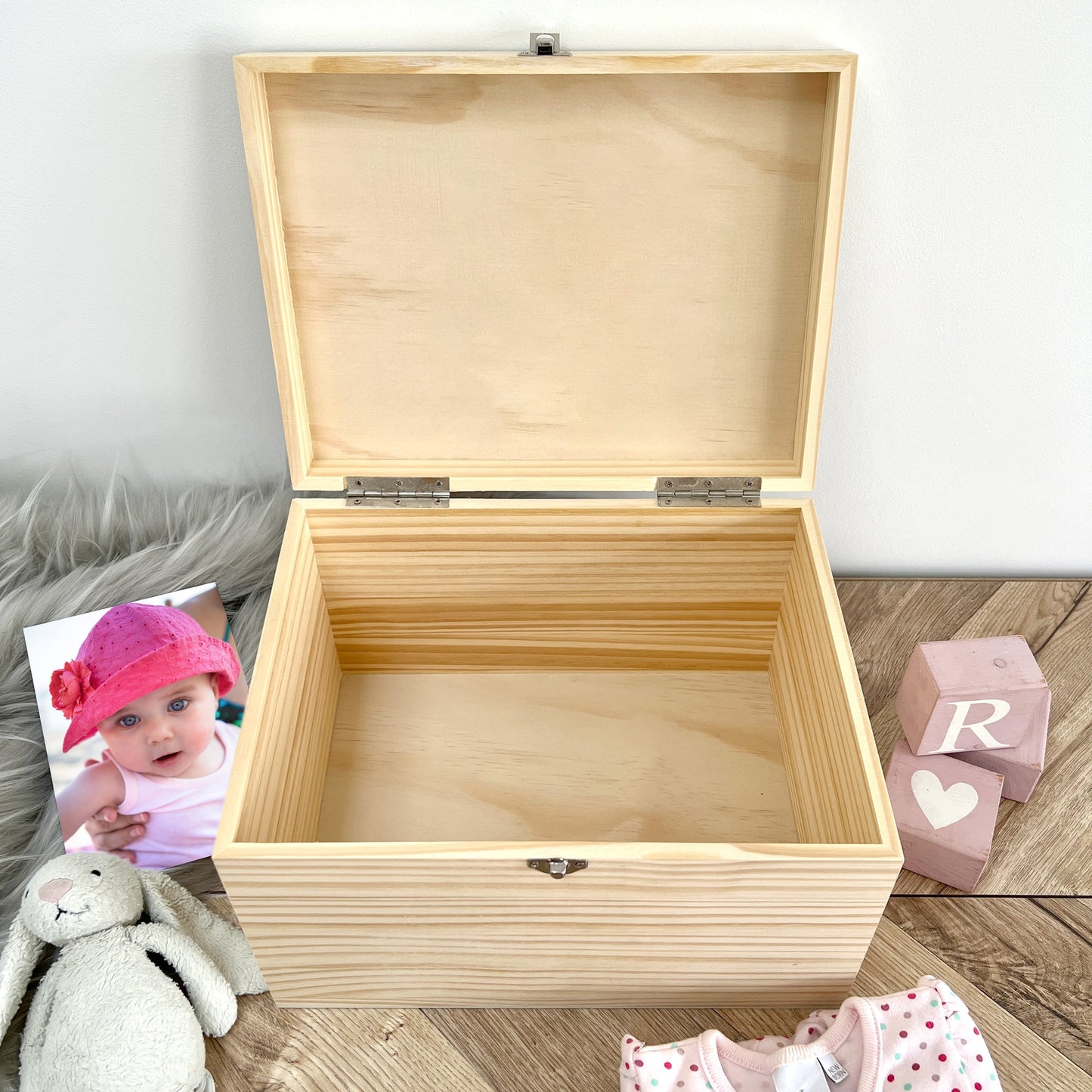 Personalised Born In 2026 Stars Engraved New Baby Keepsake Box - 5 Sizes