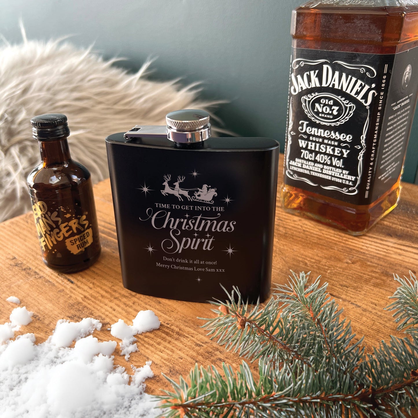 Personalised Christmas Spirit Engraved Black Metal Hip Flask 6oz + Luxury Gift Box