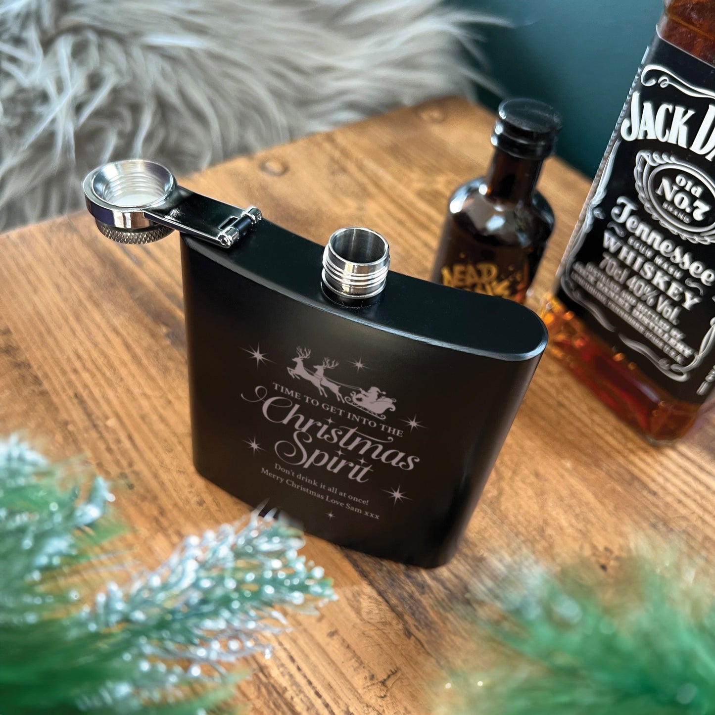 Personalised Christmas Spirit Engraved Black Metal Hip Flask 6oz + Luxury Gift Box