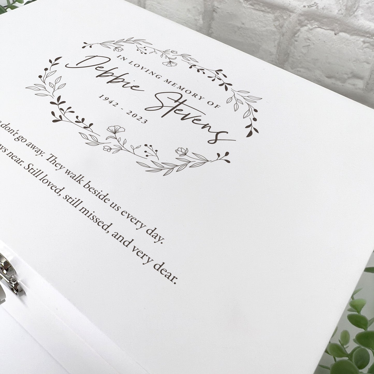 Personalised Wreath Keepsake White Wooden Memory Box - 3 Sizes