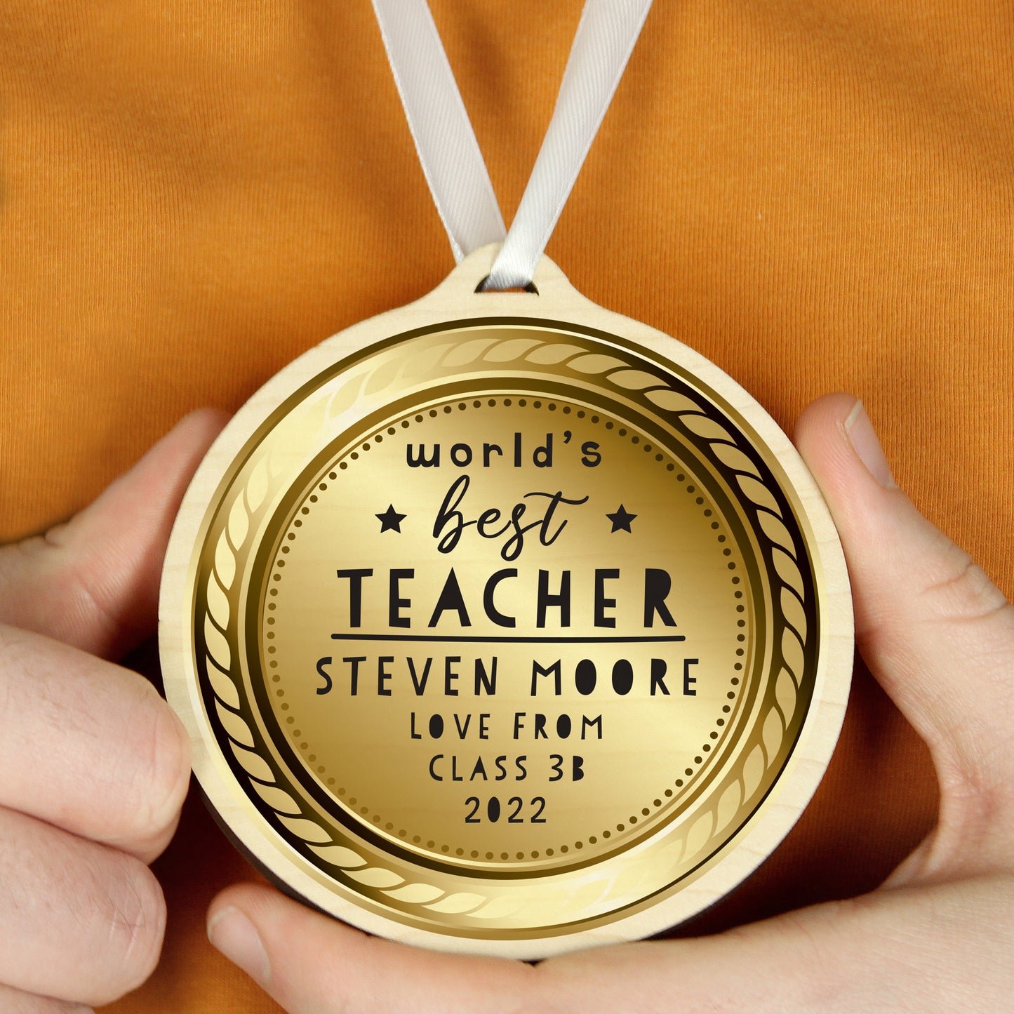 Personalised WorldåÕs Best Teacher Round Wooden Medal