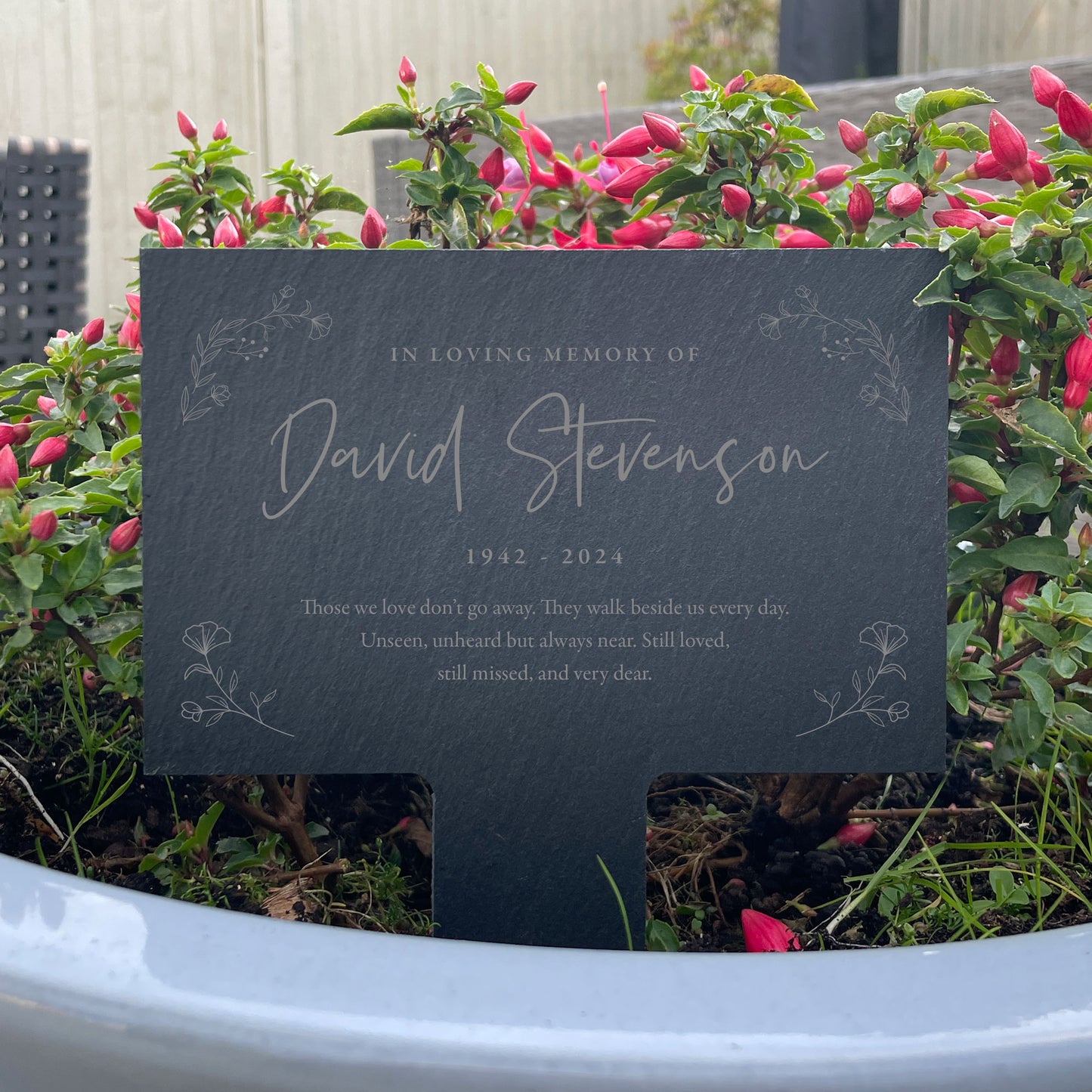 Personalised engraved Large Wreath Memorial Slate Plant Marker