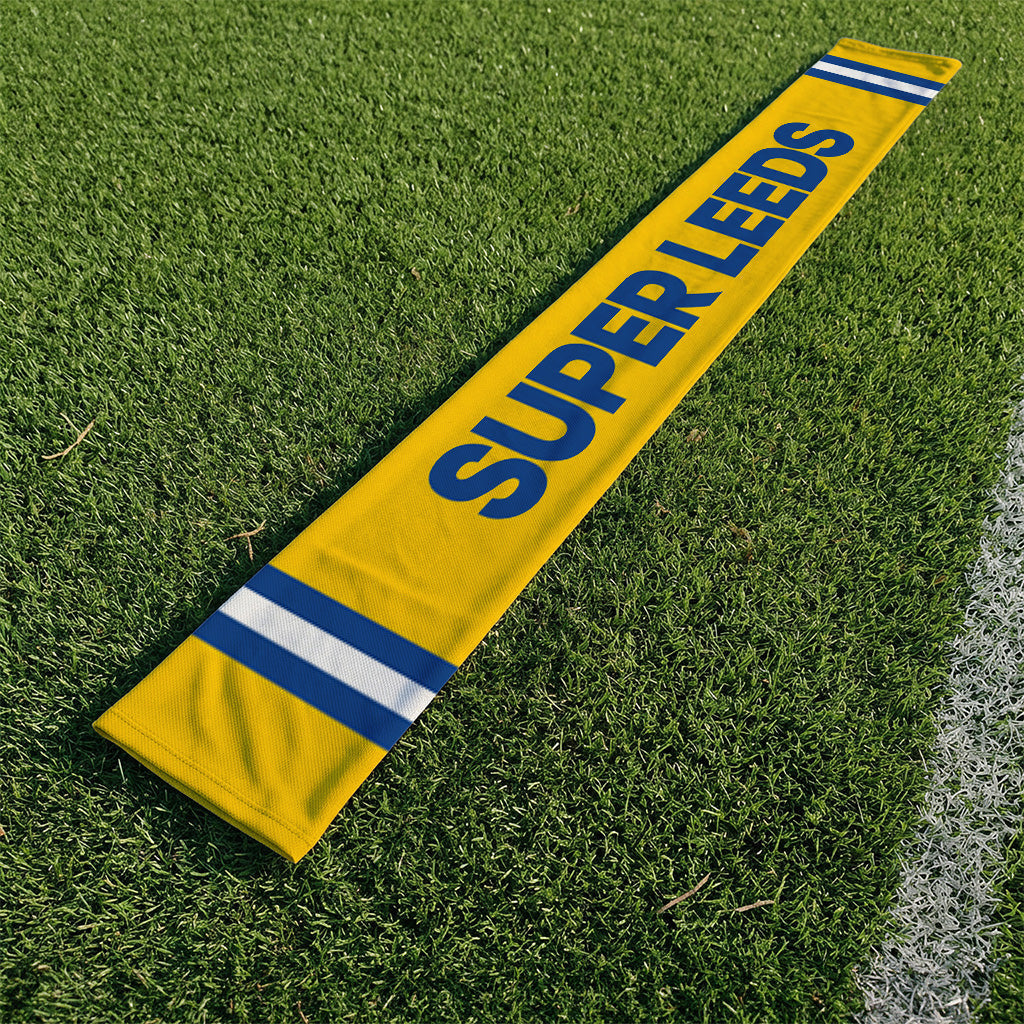 Super Leeds - Knitted Eyelet Football Scarf