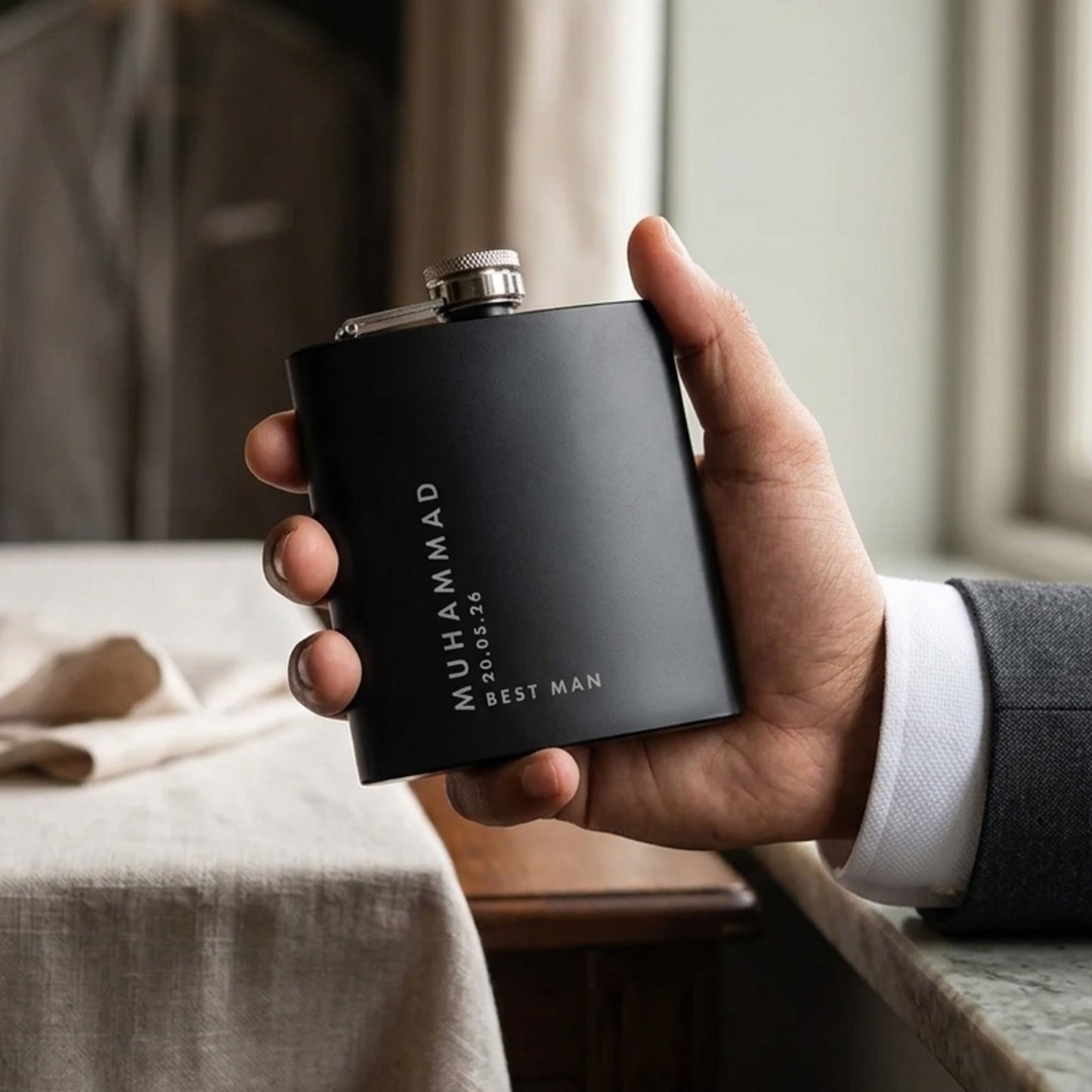 Personalised Engraved Black Metal Hip Flask 6oz | Birthday, Wedding & Groomsmen Gift