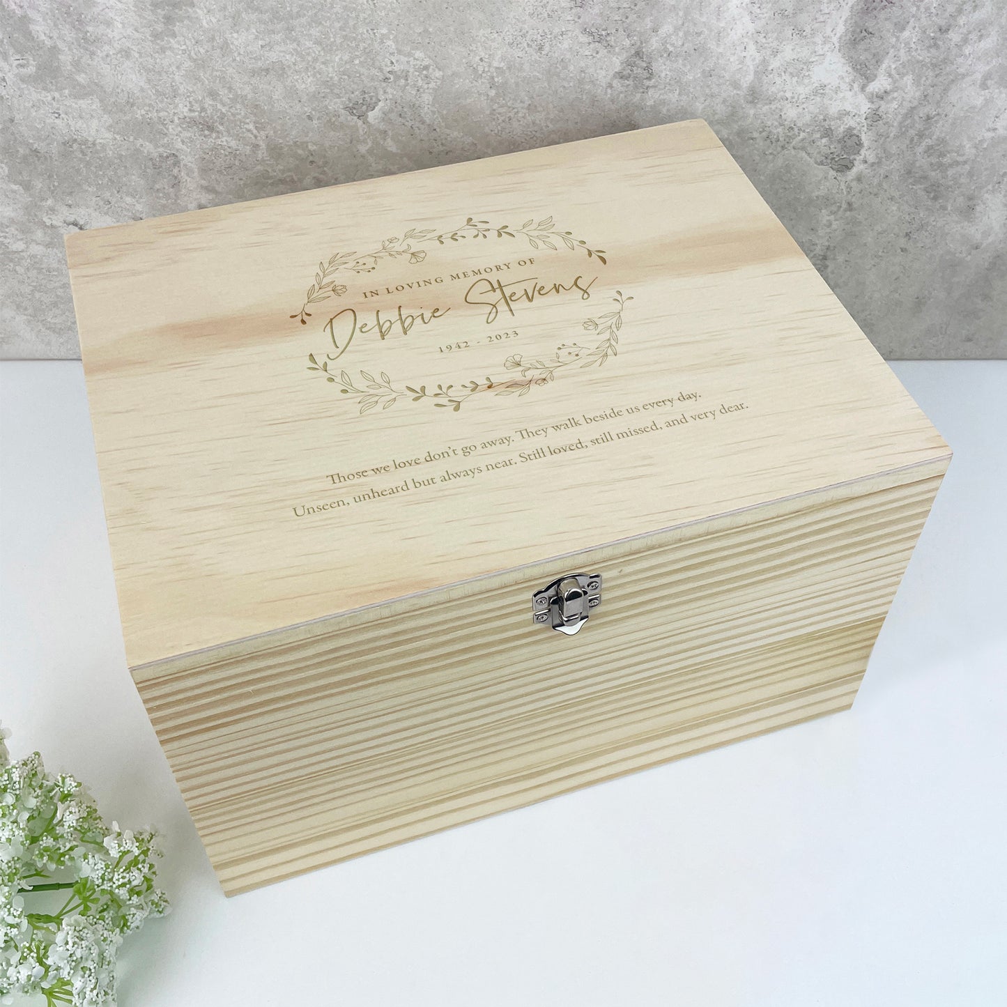 Personalised Pine Wooden Engraved Wreath Keepsake Memory Box - 5 Sizes