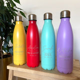 Personalised bridesmaid water bottles in yellow, red, mint green and purple. The bottles are made from metal and have an engraved design.