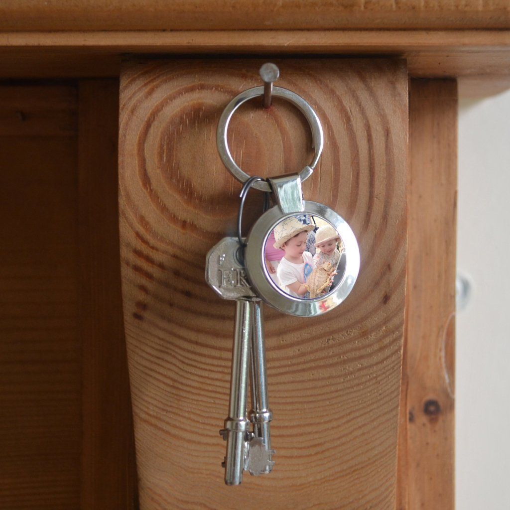 Metal hotsell keyring photo